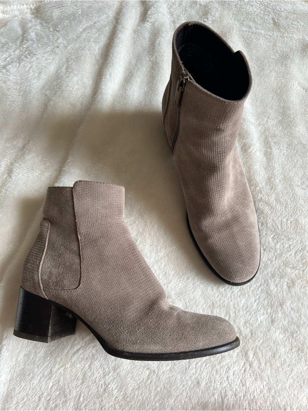 Aquatalia taupe tisha suede leather ankle bootie womens 8
